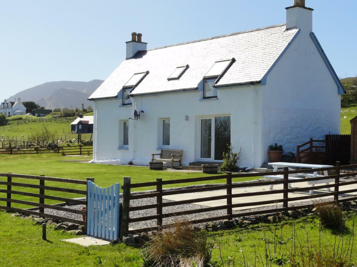 Driftwood Cottage Staffin Eksteriør billede